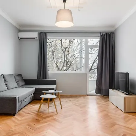 Daire Style Meets Charm One Bedroom In Downtown