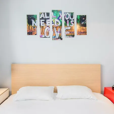 Apartment Style Meets Charm One Bedroom In Downtown Sofia
