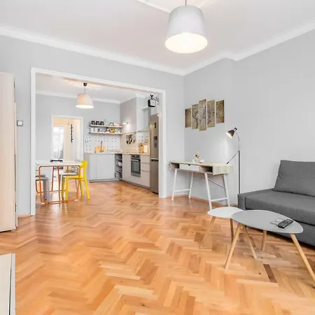 Style Meets Charm One Bedroom In Downtown Apartment Sofia